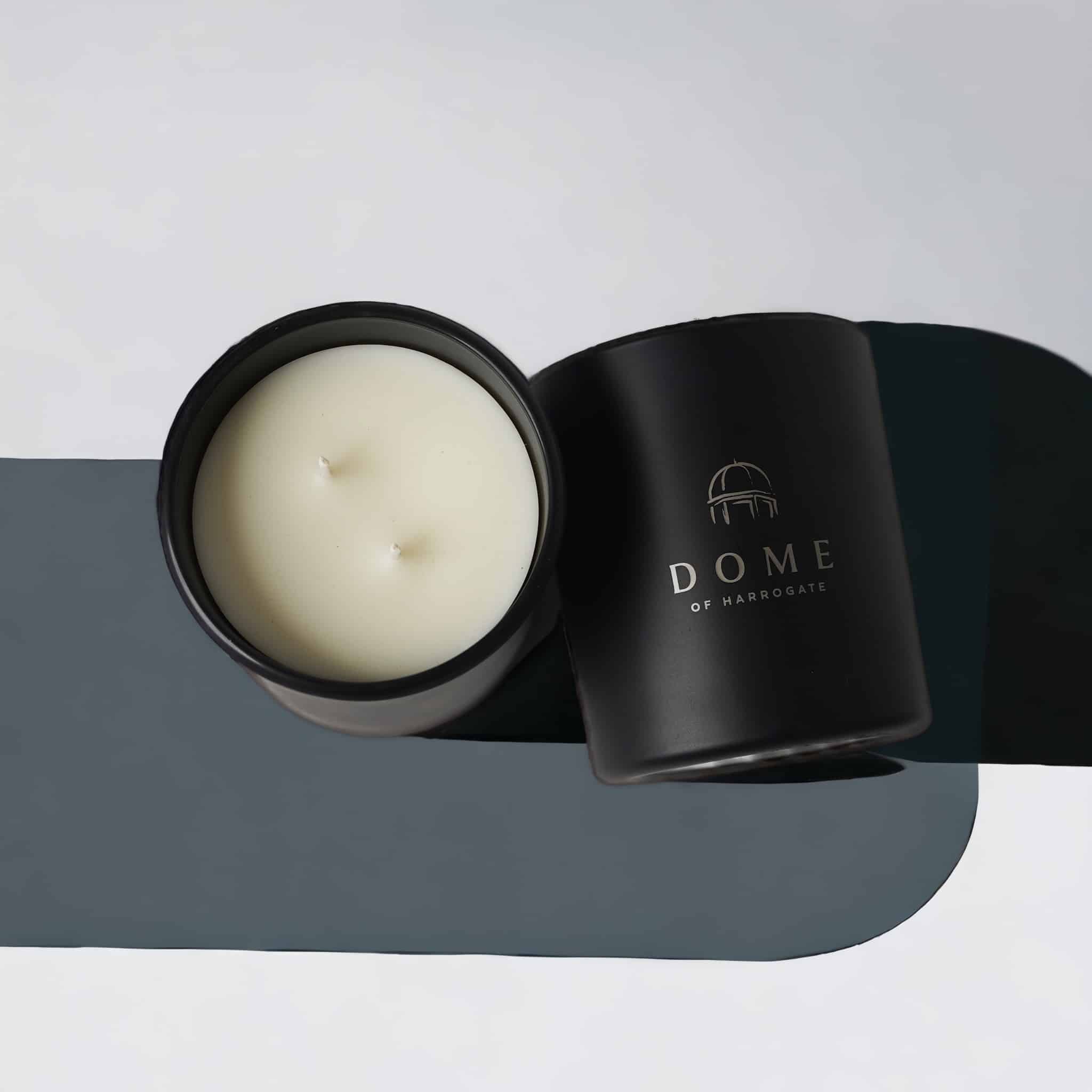 DESIRE Oud & Jasmine Candle 50cl/390g - Image 3