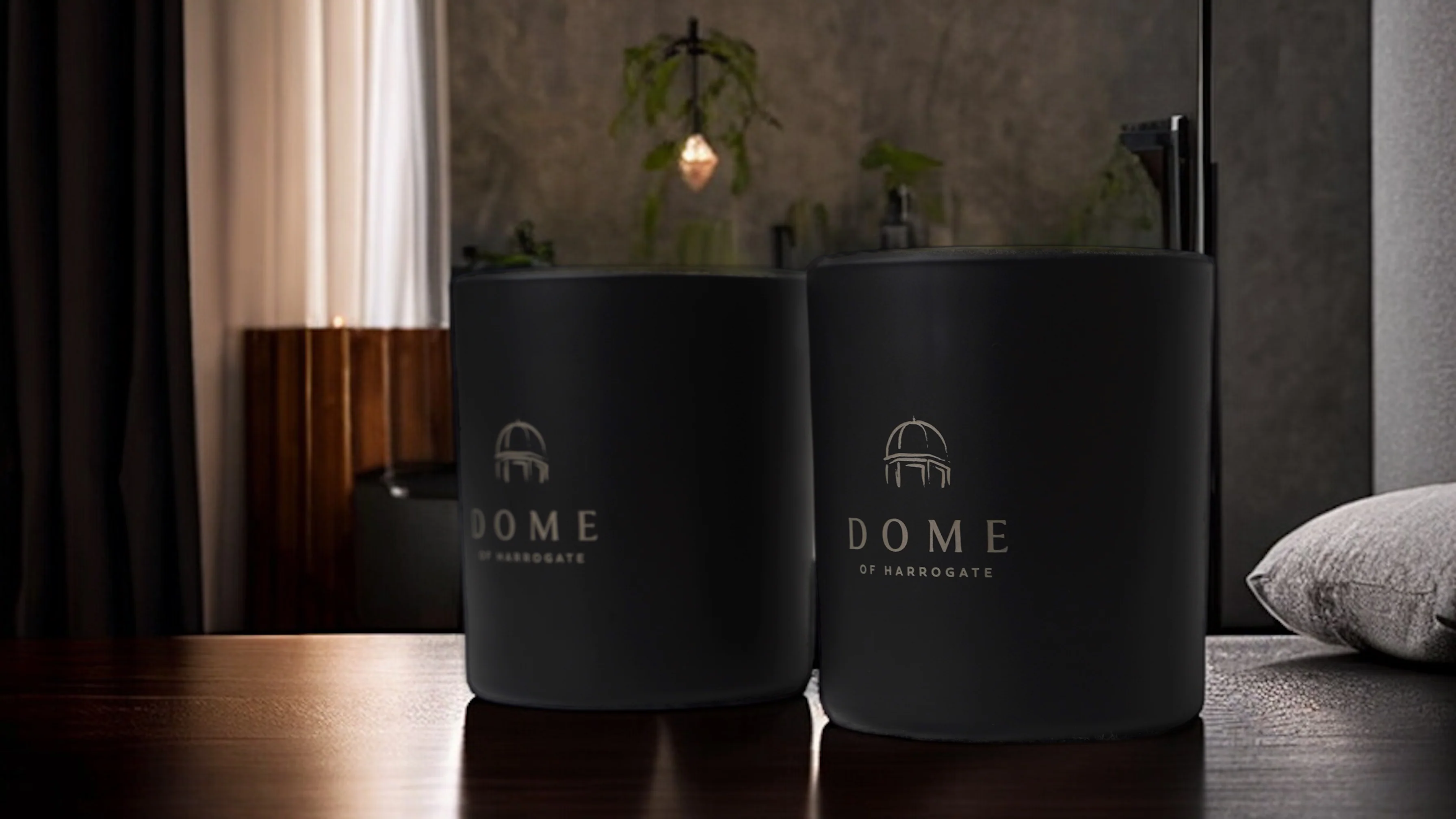 DESIRE Oud & Jasmine Candle 50cl/390g - Image 5